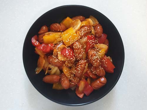 소세지 야채볶음 ( Stir-fried Sausages and Vegetables )
