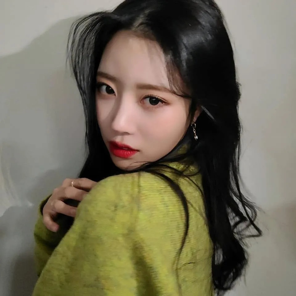  러블리즈 미주 인스타그램 셀카 사진