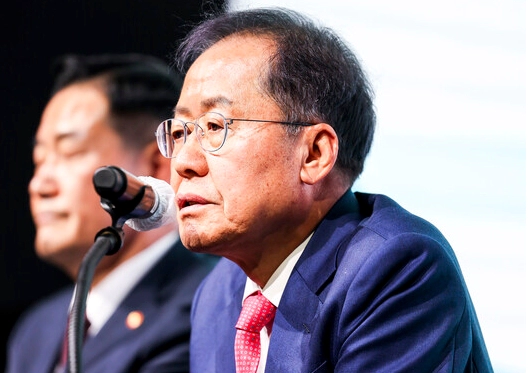 홍준표 시장 함승희 정의의 사도 극찬 이유