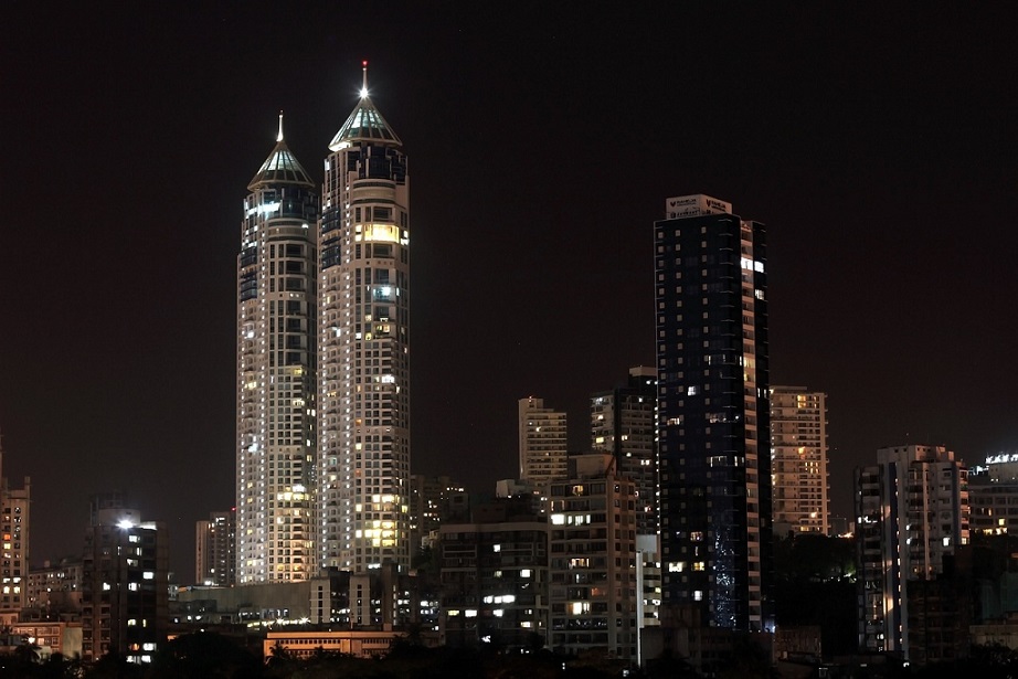 뭄바이-도시-야경-고층-빌딩