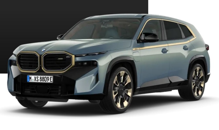 2025 BMW XM