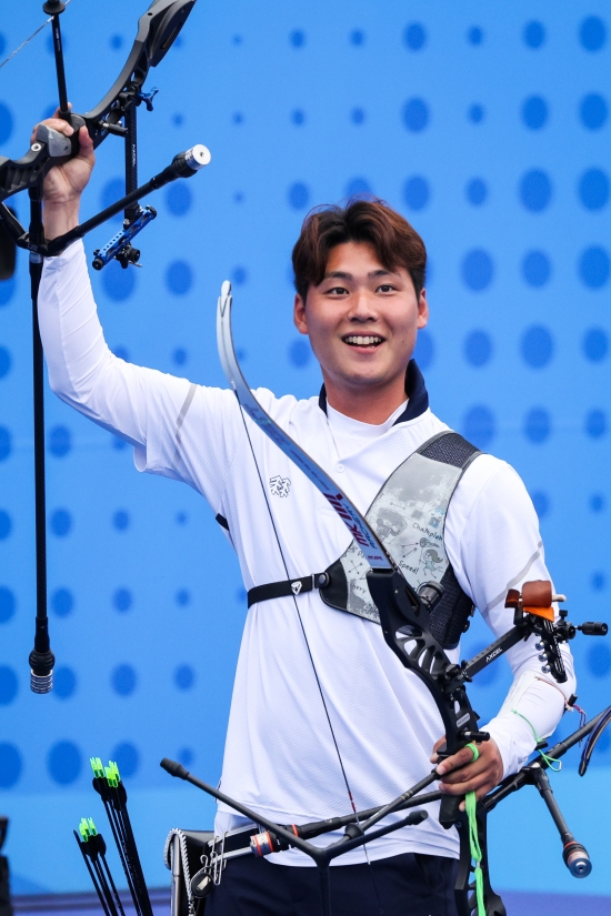 이우석
