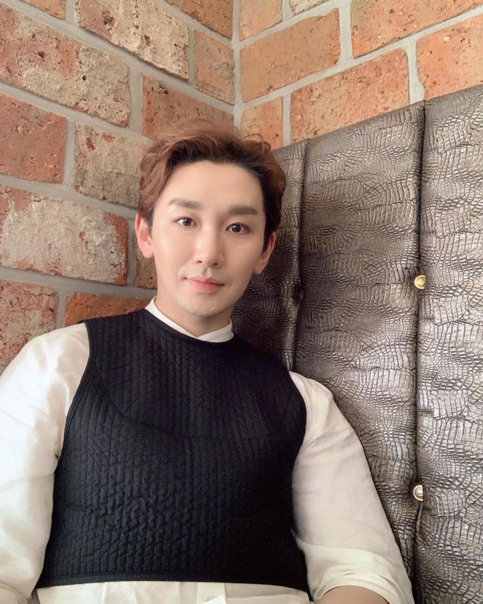  김호영