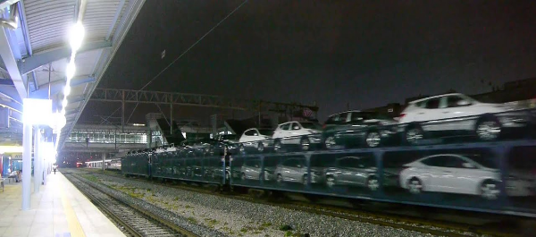 자동차 탁송 - 화물열차