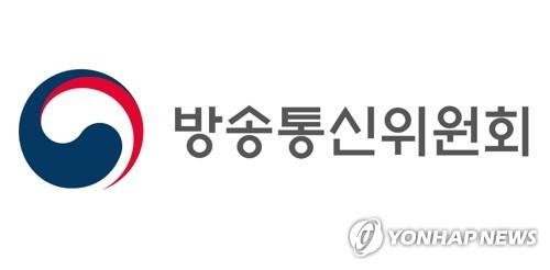  윤석열 전 총장 ‘탄소중심’ 마스크는 오타 “마스크 업체 실수”