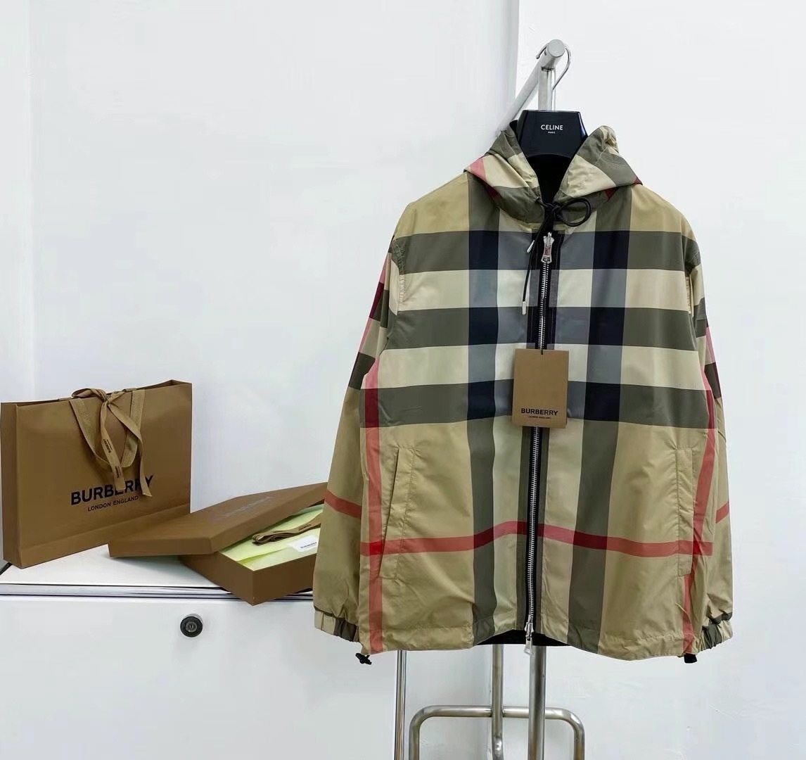  [BURBERRY] 버버리 리버서블 리사이클 집업 자켓 8033623