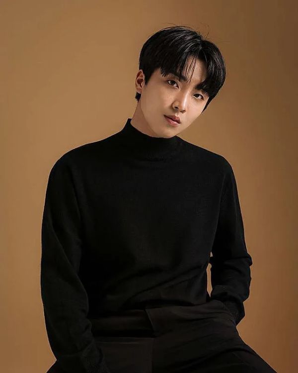 황윤성 프로필