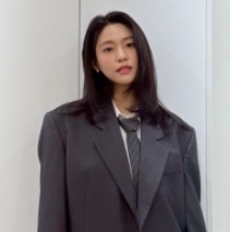 김설현