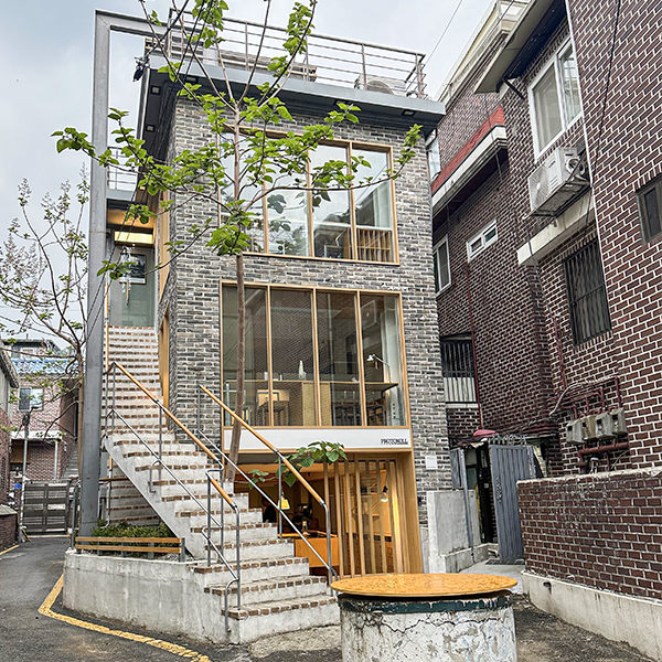 프로토콜 매장 사진