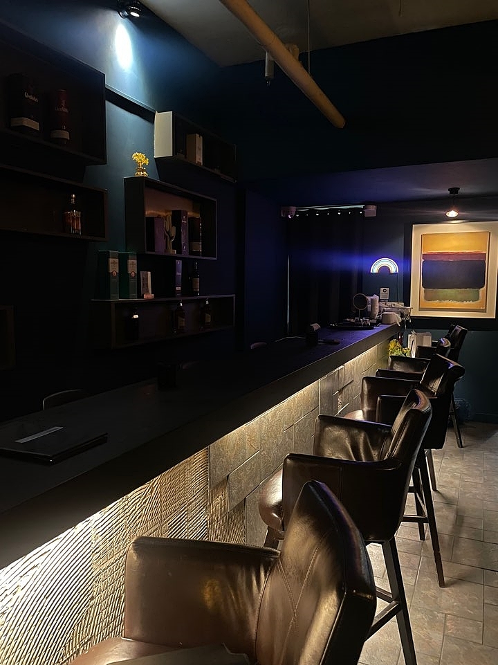  평촌역 관양동 바 H(H BAR) | 평촌모던바 토킹바 혼술 조용한술집