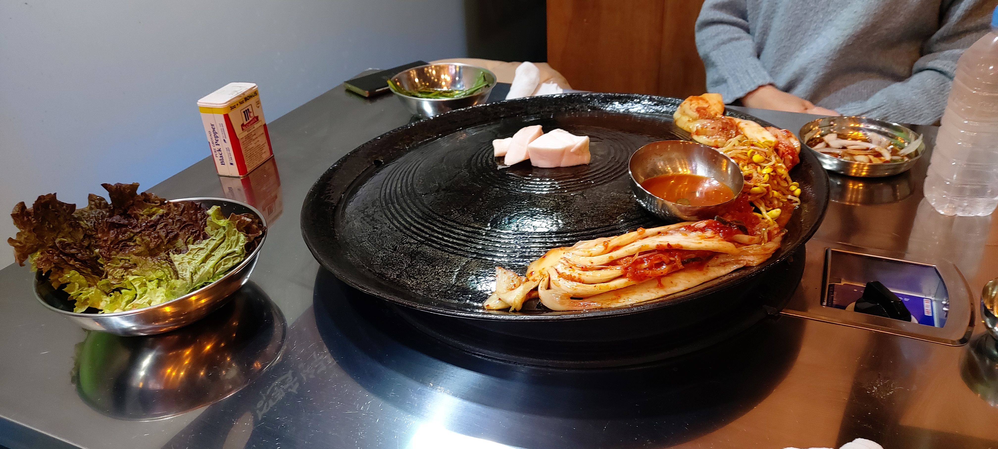 동두천솥뚜껑삼겹살 이미지