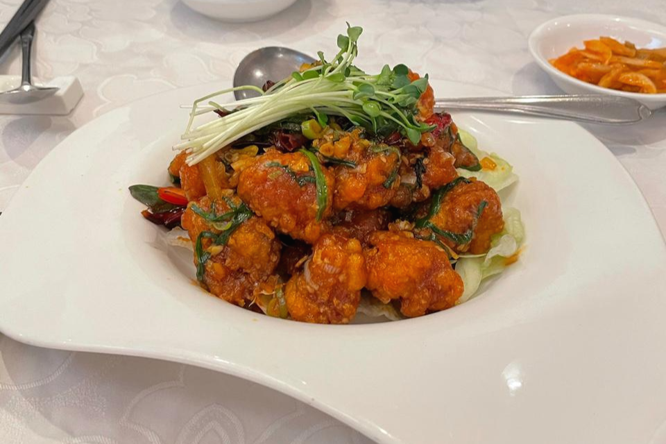  <신촌>난향, 탕수육이 맛있는 깔끔하고 넓은 중식 맛집