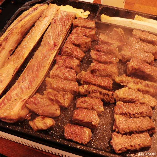  일산 호수공원 가로수길 맛집 전설의 우대갈비