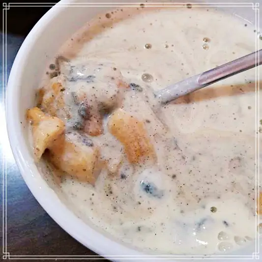  토밥 좋아, 토요일은 밥이좋아 찹쌀 도너츠 콩국 경주 황리단길 맛집 100회 토밥즈 MBTI 레이스 3대째 70년 전통 달콤 고소 담백 도넛콩국 위치