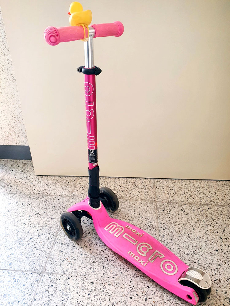 매장구매&6개월사용 리뷰(feat.교통사고ㅠㅠ) 마이크로킥보드 맥시T 폴더블 디럭스 쇼킹핑크 11
