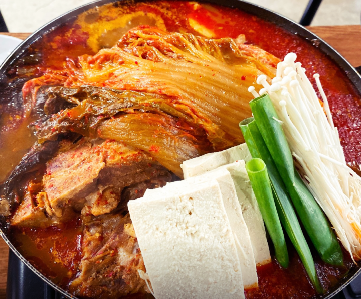 과천-맛집-푸짐한 김치 감자탕