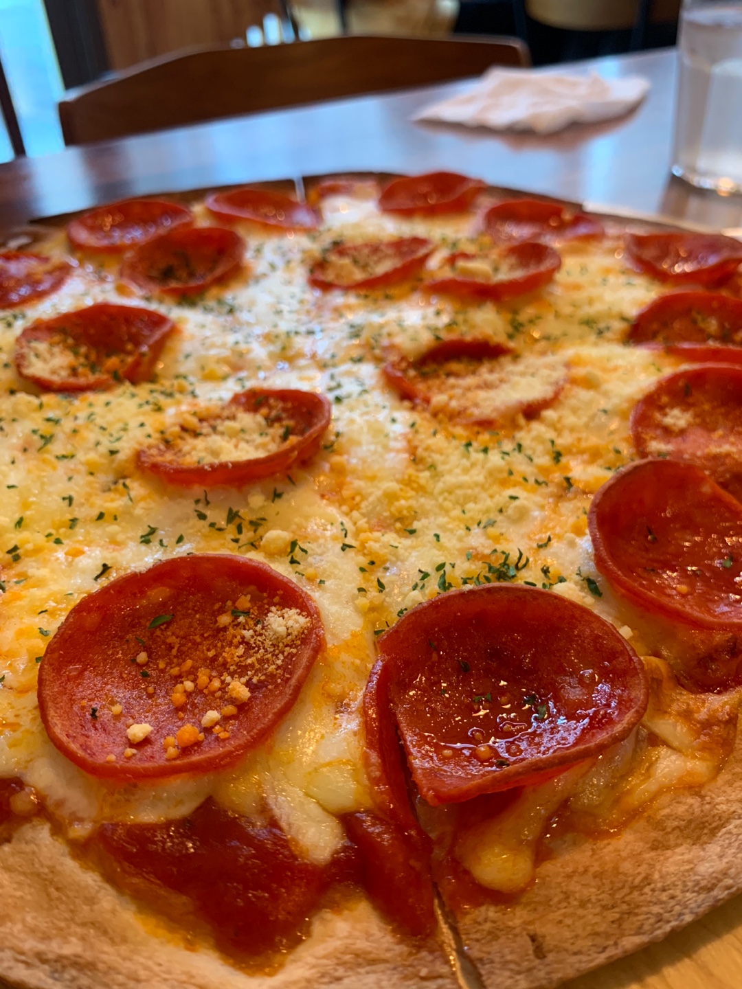 치즈 듬뿍 담은 피자
