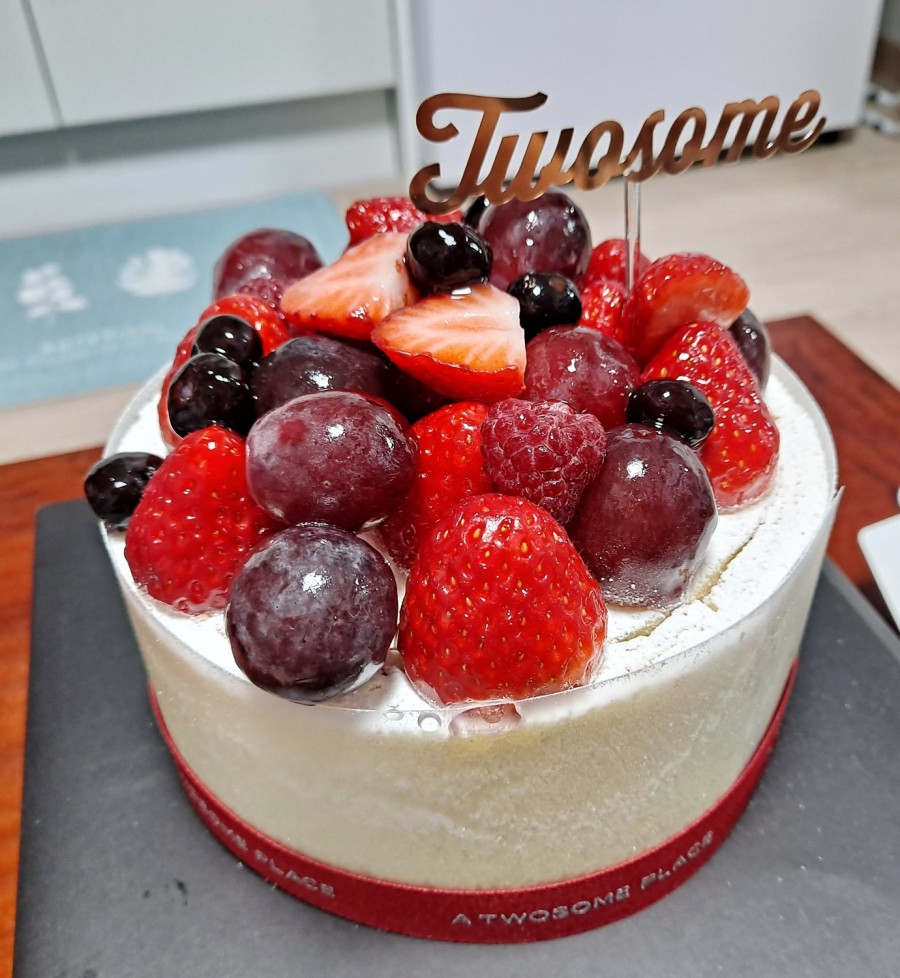  투썸플레이스 마스카포네생크림 케익크의 맛은?