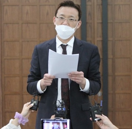  국가대표 축구선수 학폭, 성폭행, 구강성교시켜, 그것도 초등부... 박지훈 변호사 폭로, 처벌은? 광양초, 전남, 국대, 88, 89, 대한민국 축구 역사상 가장 더러운 사건이 될 거 같은 느낌...