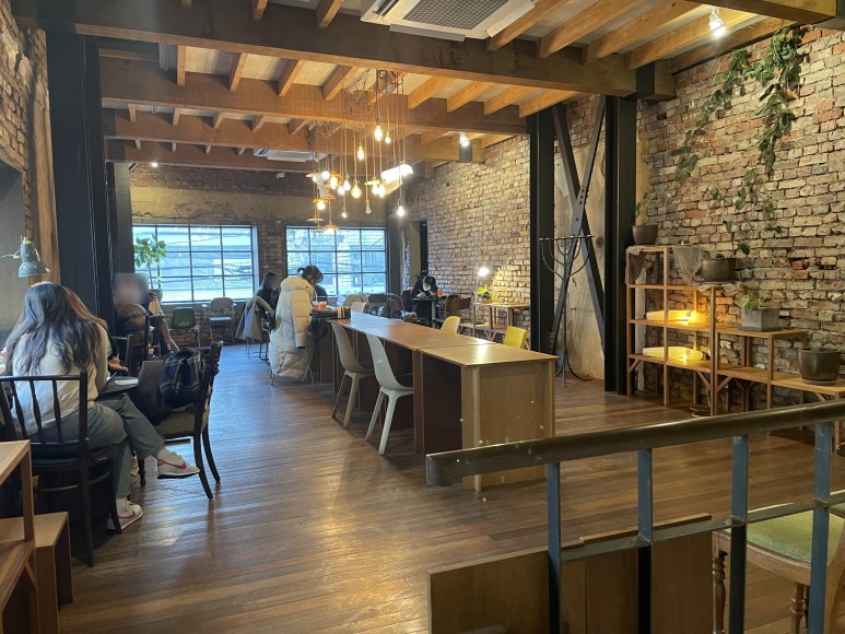 앞치마 을지로 카페 존맛 80