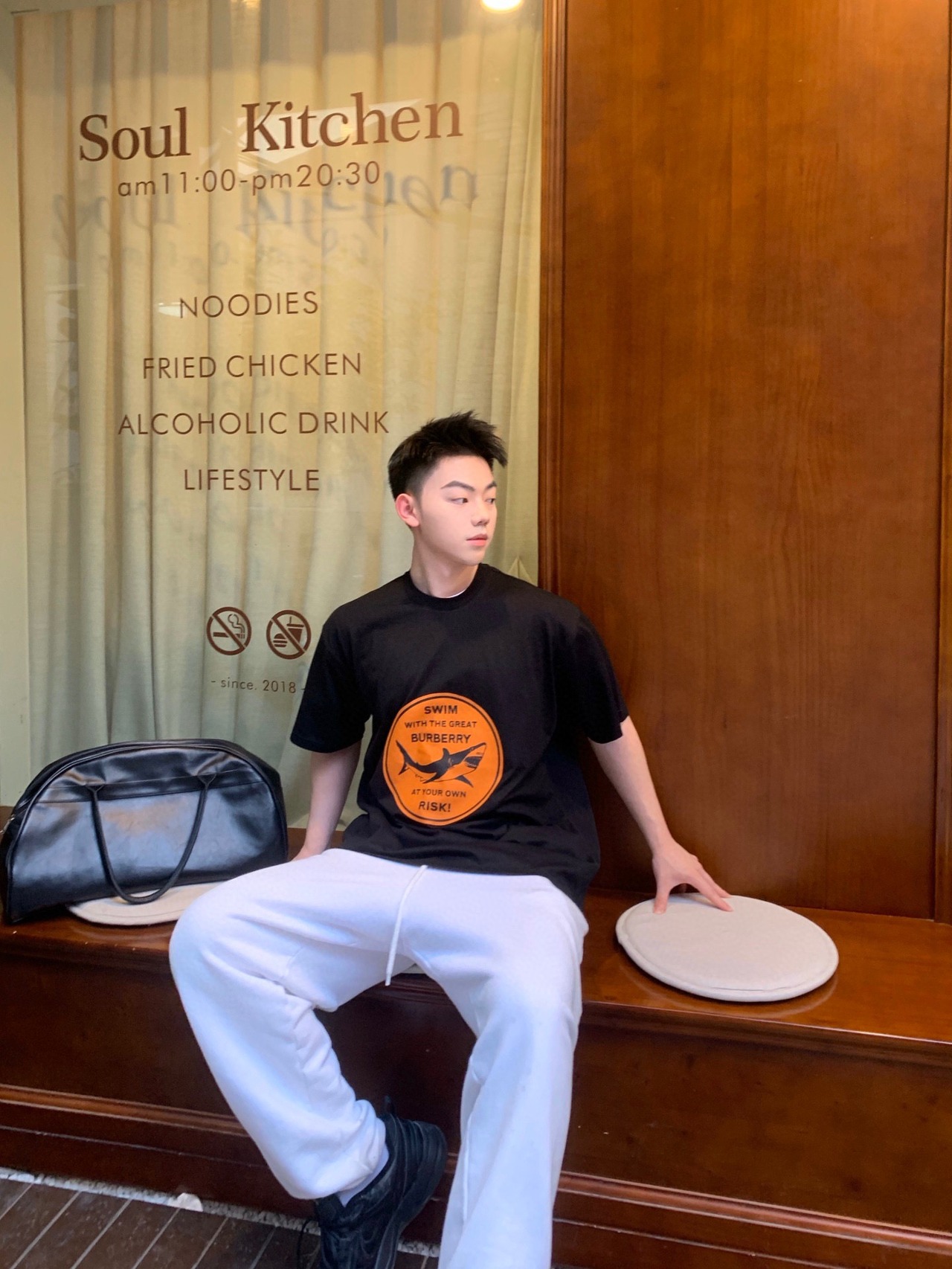  [BURBERRY] 버버리 샤크 반팔 티셔츠 8040677