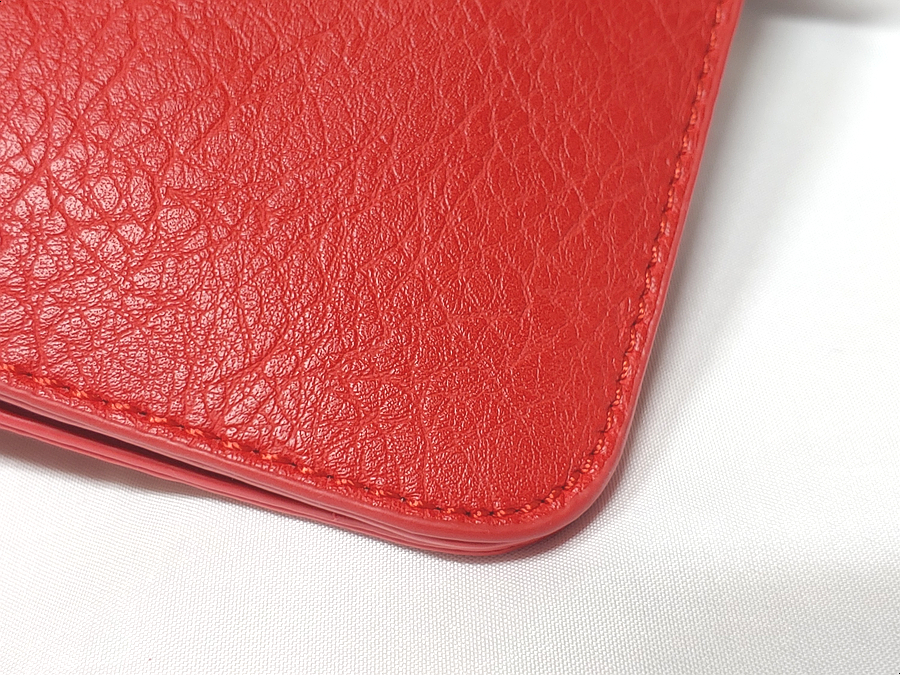 폰 수납과 터치를 편리하게 폰백 샤몬드 멀티백으로 18