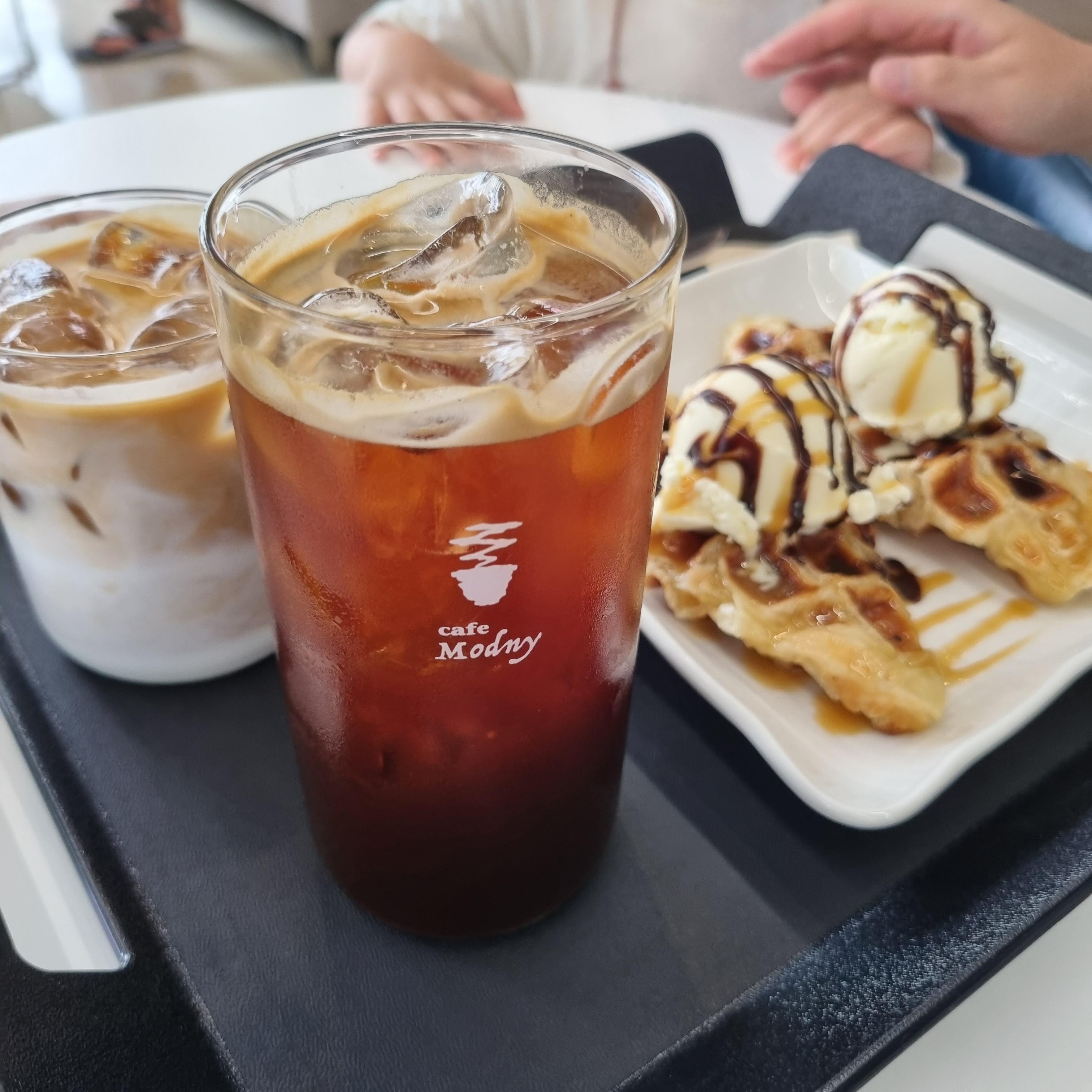 아이스 카페라테, 아메리카노, 크로플