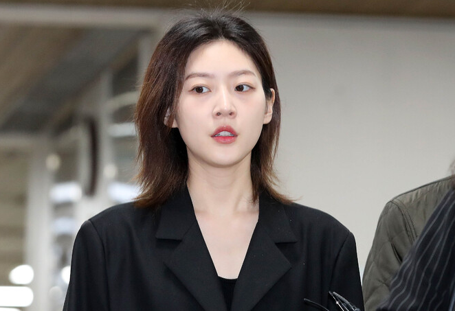  2000만원 벌금 선고 김새론...판결 전날은 포커 게임 즐겨