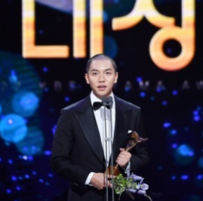  이승기 탈모? 삭발? 배우의 영화 이야기와 전 소속사와의 갈등