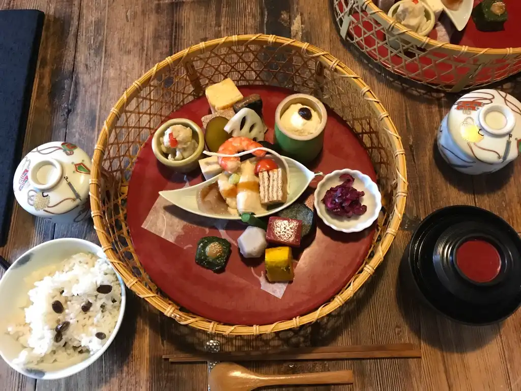 인쇼테이
