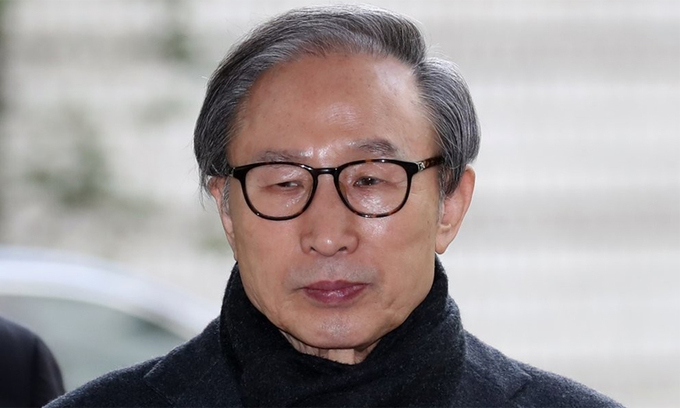  MB의 지지율 성공 공식 '대북·세금·수사'.. 尹 따라가나 [이슈+]