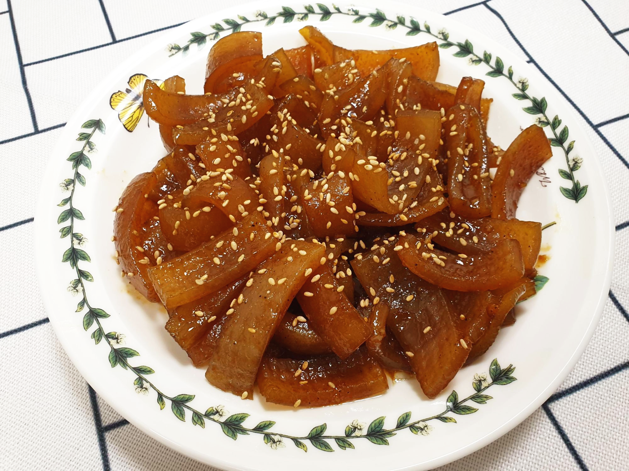  돼지껍데기 요리법 간단한 간장 돼지껍데기볶음 만드는법