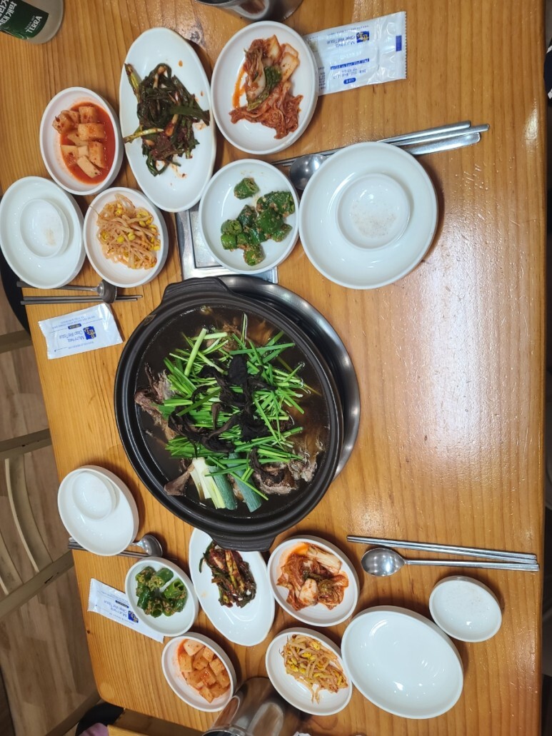 참일능이버섯백숙 이미지