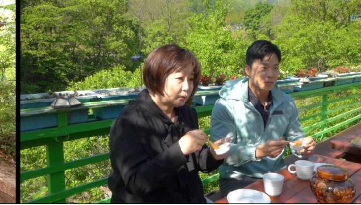 토봉꿀을-맛본다