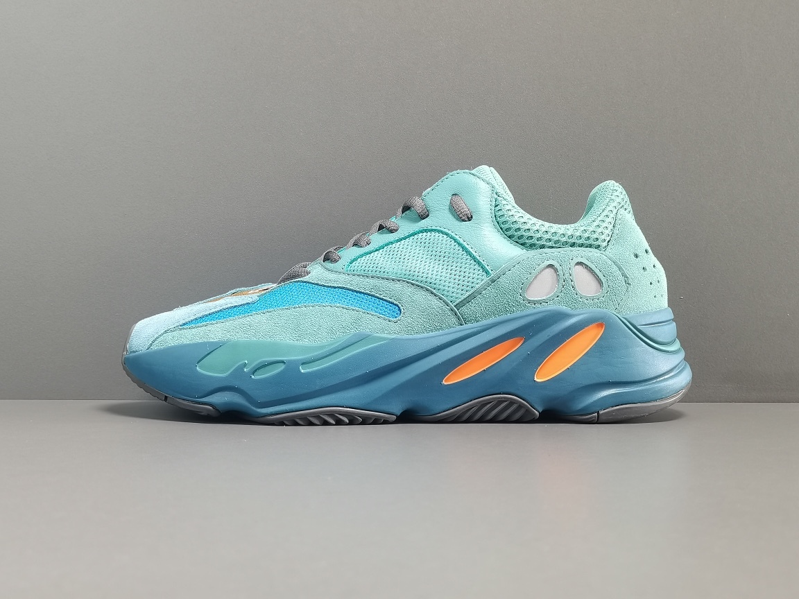  [ADIDAS x YEEZY] OG 아디다스 X 이지부스트 700 페이드 애저 FADED AZURE GZ2002