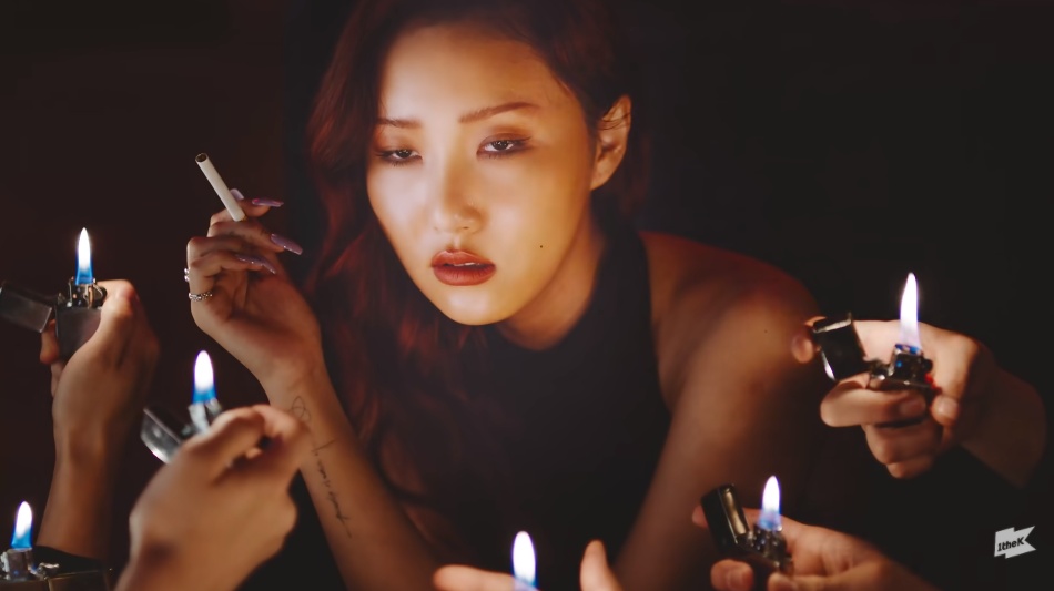  화사 - 마리아 (Maria) 해석 - 자신과 같은 소녀들에게 주는 메시지