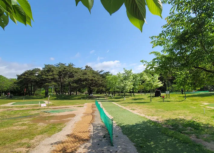 거창파크골프장 (1구장, 2구장) 경남 거창군 거창읍 심소정길 39-36