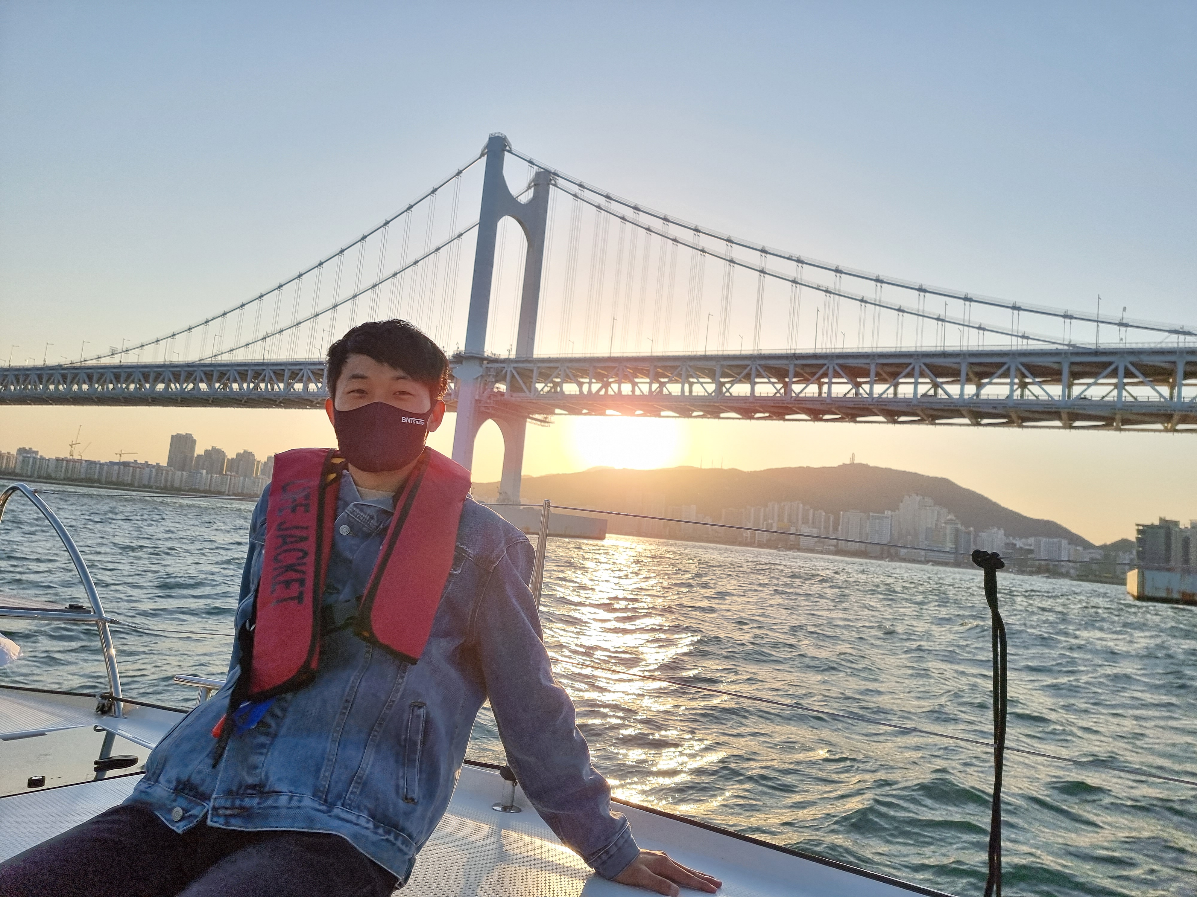  동백섬 부산요트투어 G - 6세 유아들도 안전하게 체험할 수 있어요