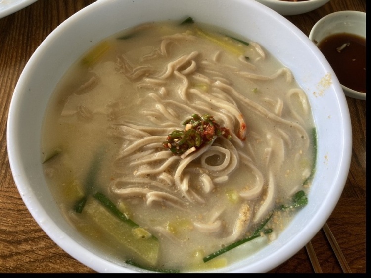 손칼국수 이미지