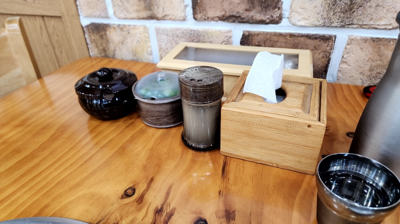 동탄 장지동 한우소머리국밥 전문점 식탁 사진
