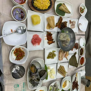 여수 사계절횟집 내부