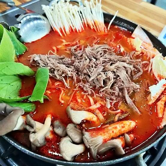  생방송 오늘저녁 강화 마니산 육칼 육개장칼국수 맛집 9월19일 옆집부자의 비밀노트 도토리파전, 육개장 만두전골 위치