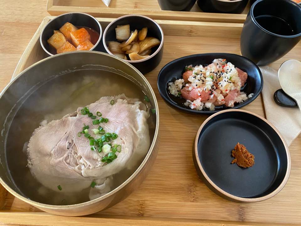 제주도 협재/한림 흑돼지 곰탕과 저염명란이 잘어울리는 온다정에 다녀왔어요!