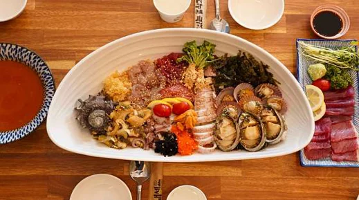 통영문참치 동피랑점