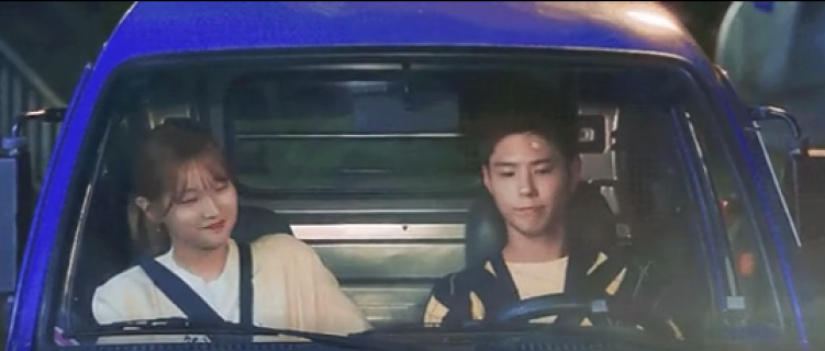  보검아 안전벨트를 몇 개나 멘 거야?