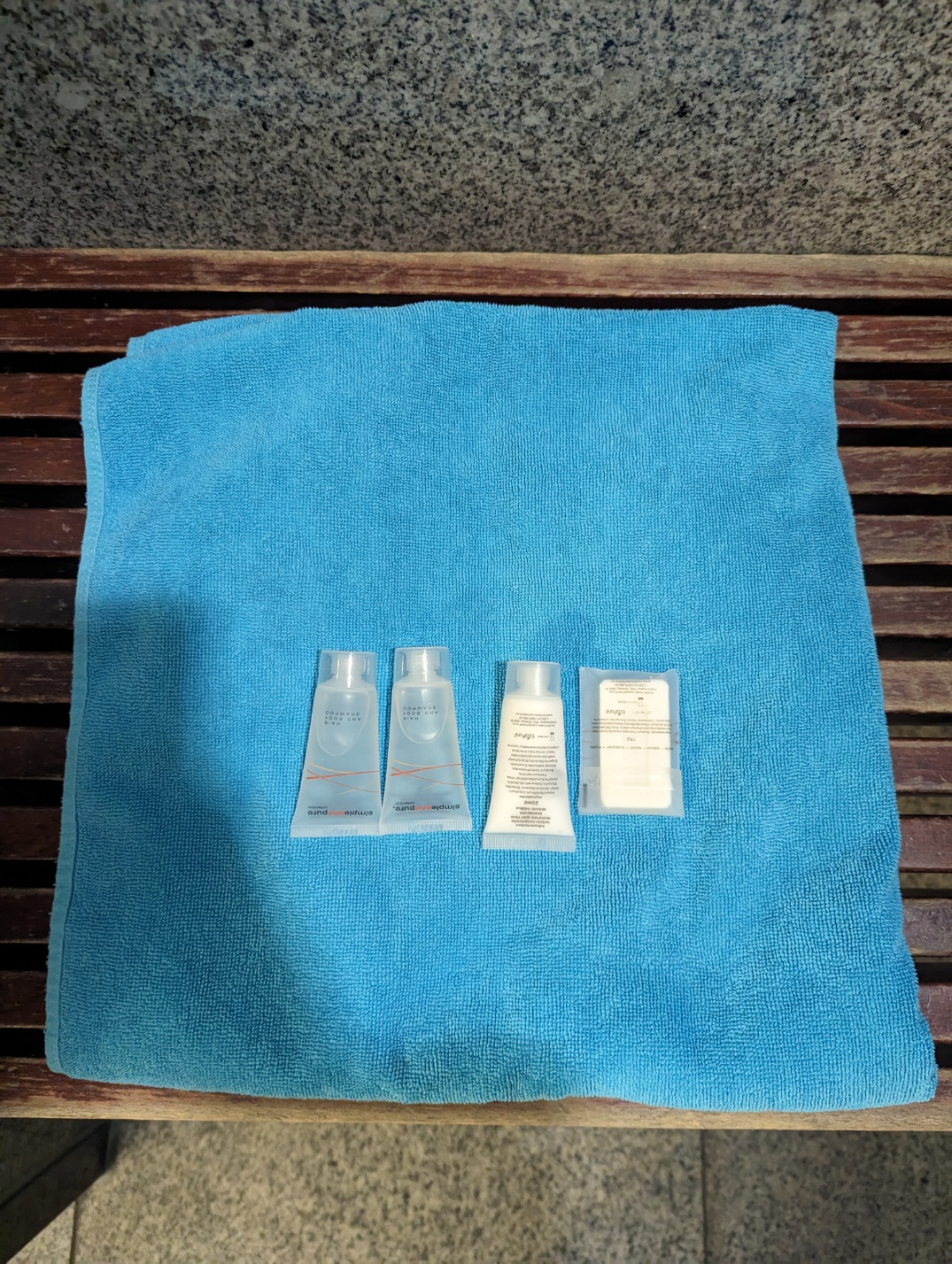 towel & amenity