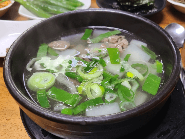 생방송오늘저녁 무한리필 소고기무국 군산 맛집