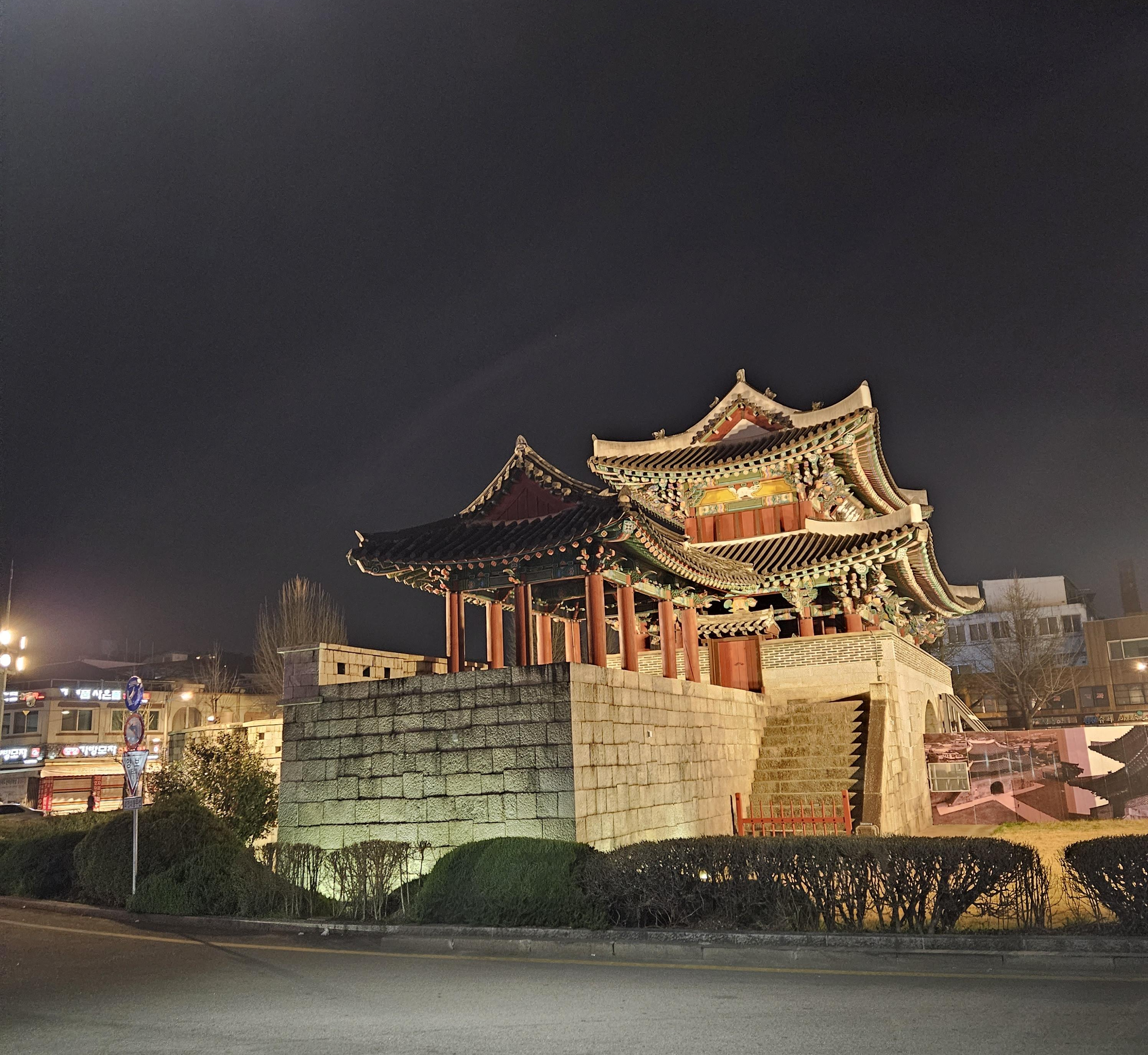  전주 한옥마을 여행 2편 // 한복 사진 명소부터 한옥마을 야시장까지