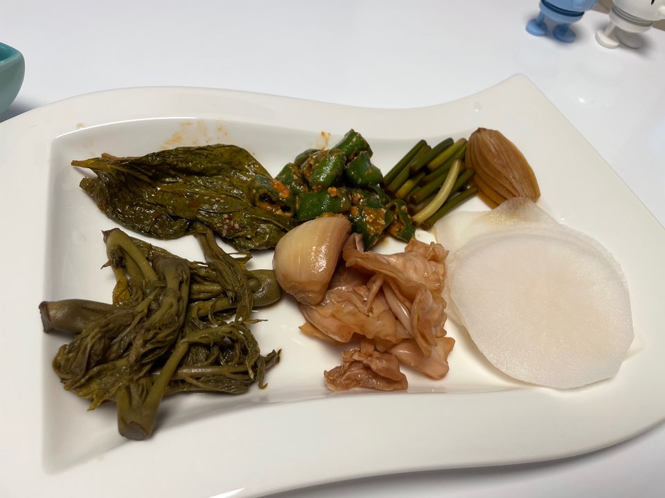 밑반찬 준비
