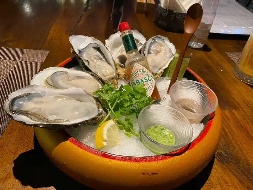 베트남 푸꾸옥 맛집 Oyster Dining &amp; Beach Bar JW 메리어트 근처맛집